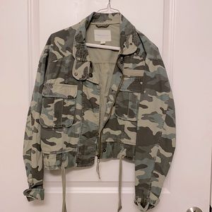 Aeropostale Camo Twill Cropped Bomber Jacket